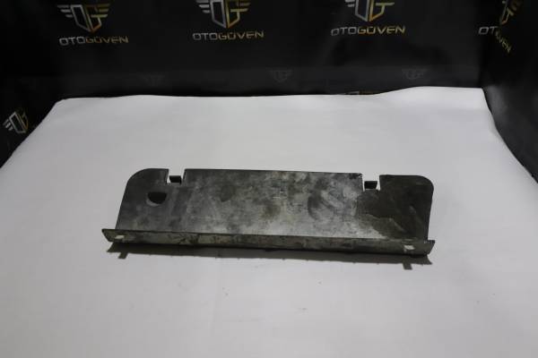 FORD TRANSİT 120 - 120 V ÇIKMA PARÇA TRANSİT V347 KRİKO KAPAĞI